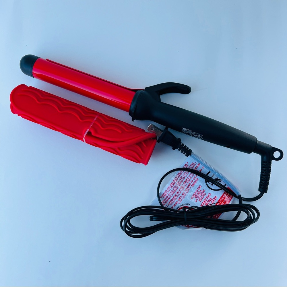 Vivitar 1-inch Ceramic Hair Curling Iron with Heat Insulation Silicone Mat Red